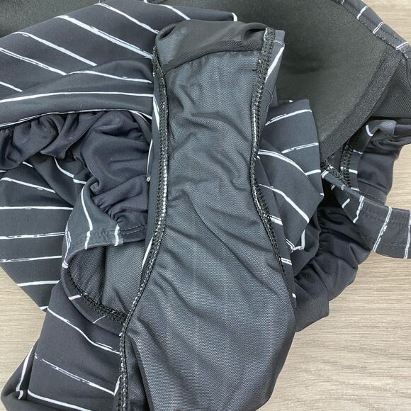 Hot Topic Disney Nightmare Before Christmas Jack Skellington Swimsuit Sz.XL - Picture 13 of 16